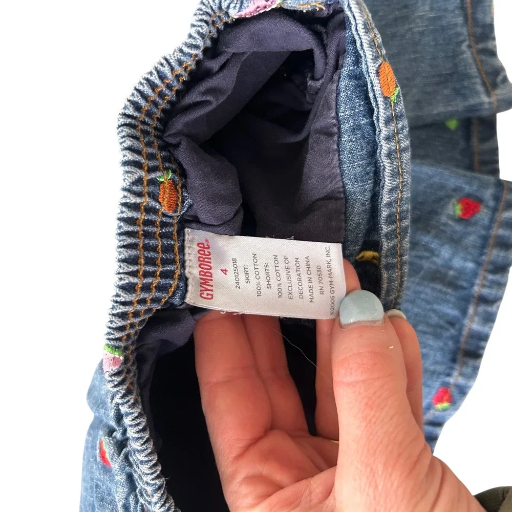 Gymboree Kids Denim Fruit Embroidered Skirt Size 4 Pleated Shorts